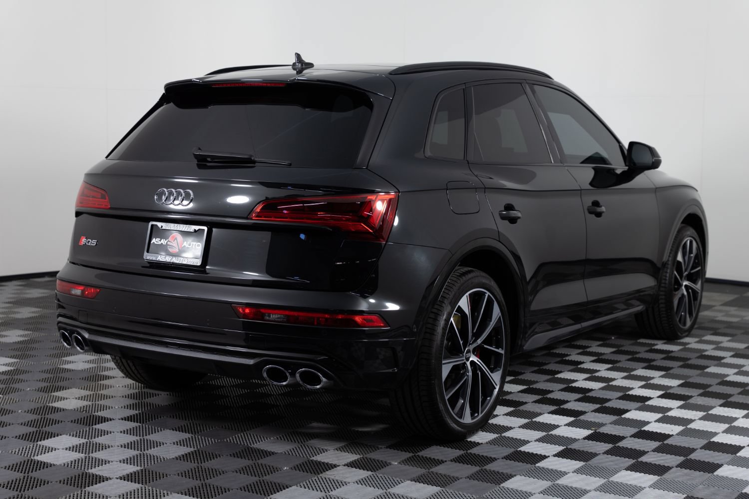 Used 2021 Audi SQ5 Prestige w/ Prestige Package AWD/4WD image 7