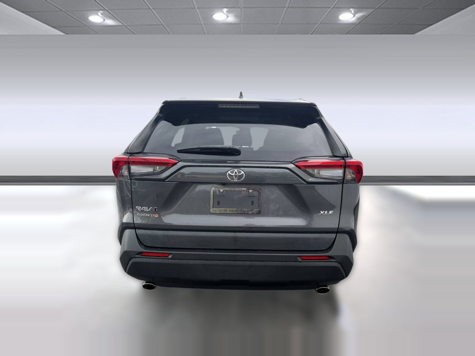 Used 2023 Toyota RAV4 XLE w/ Convenience Package FWD image 10