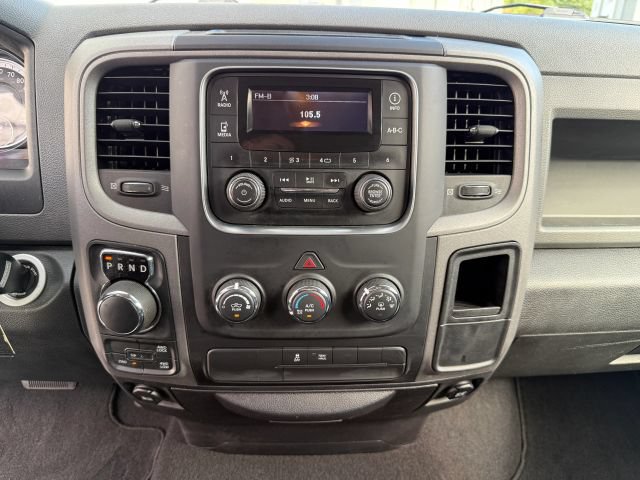 Used 2015 RAM 1500 Express AWD/4WD image 32