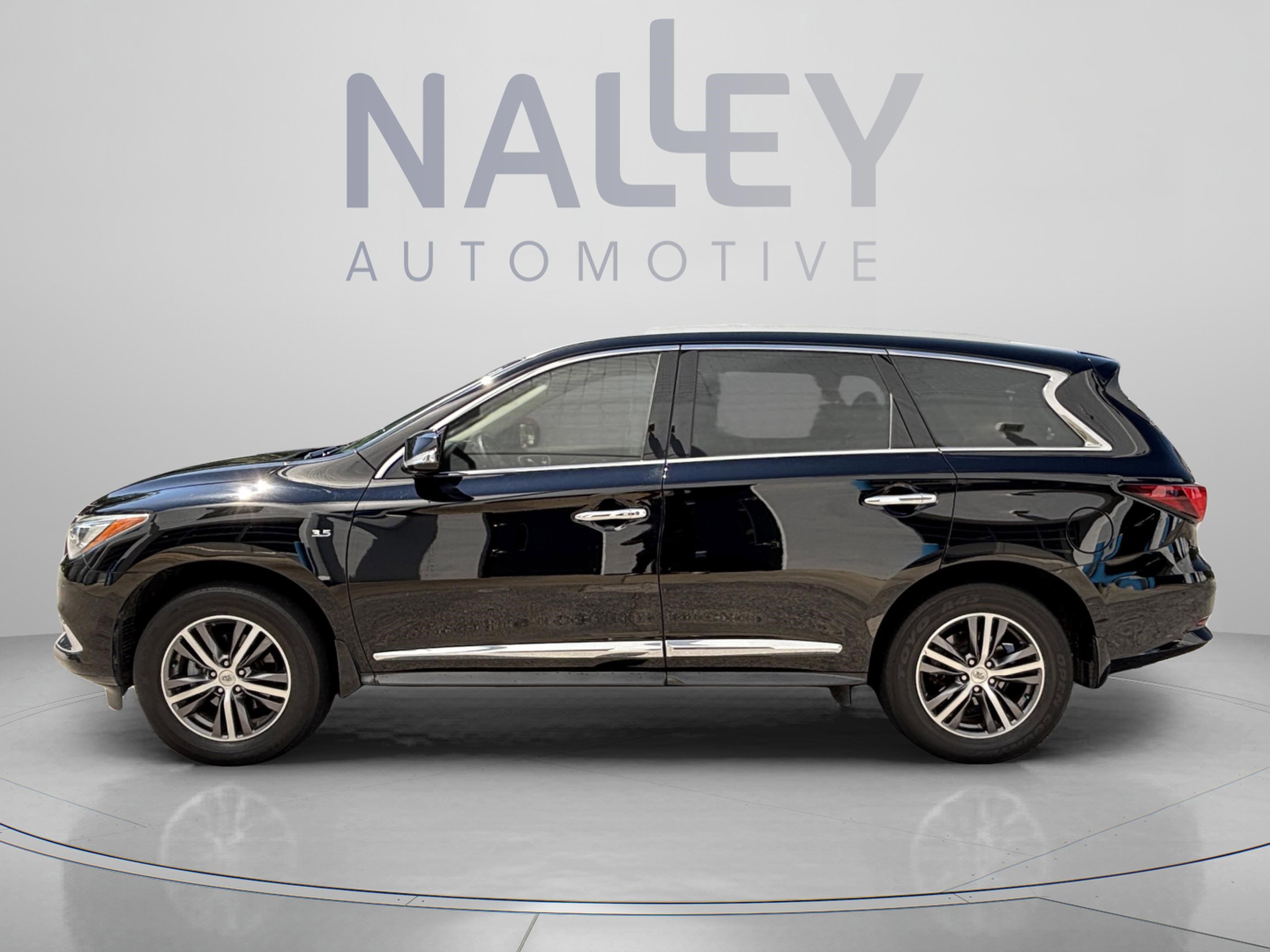 Used 2019 INFINITI QX60 Luxe w/ Essential Package image 2