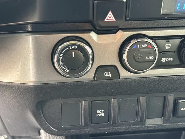 Used 2022 Toyota Tacoma SR AWD/4WD image 16