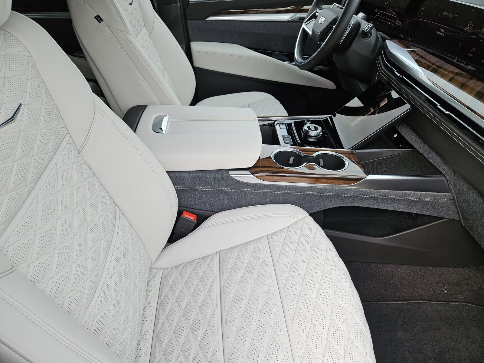 New 2026 Cadillac Escalade Platinum Sport AWD/4WD image 9