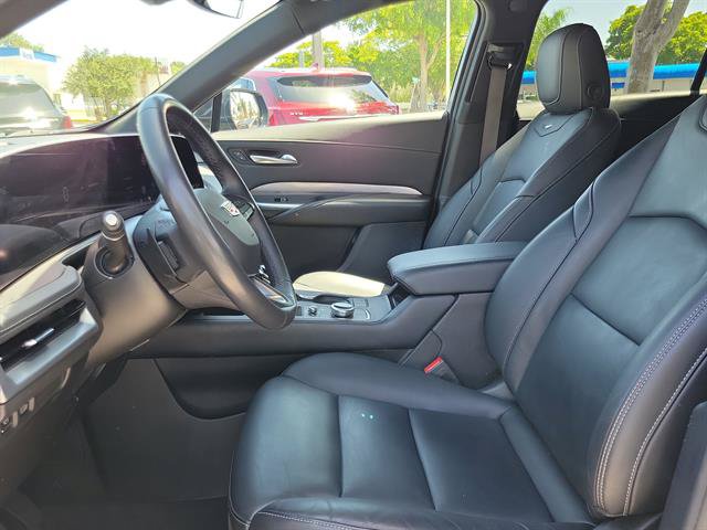 Certified 2024 Cadillac XT4 Premium Luxury AWD/4WD image 31