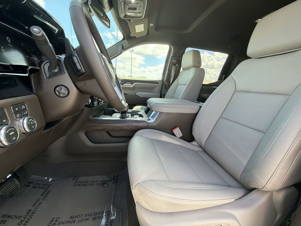 New 2026 GMC Sierra 1500 SLT w/ SLT Premium Package image 17