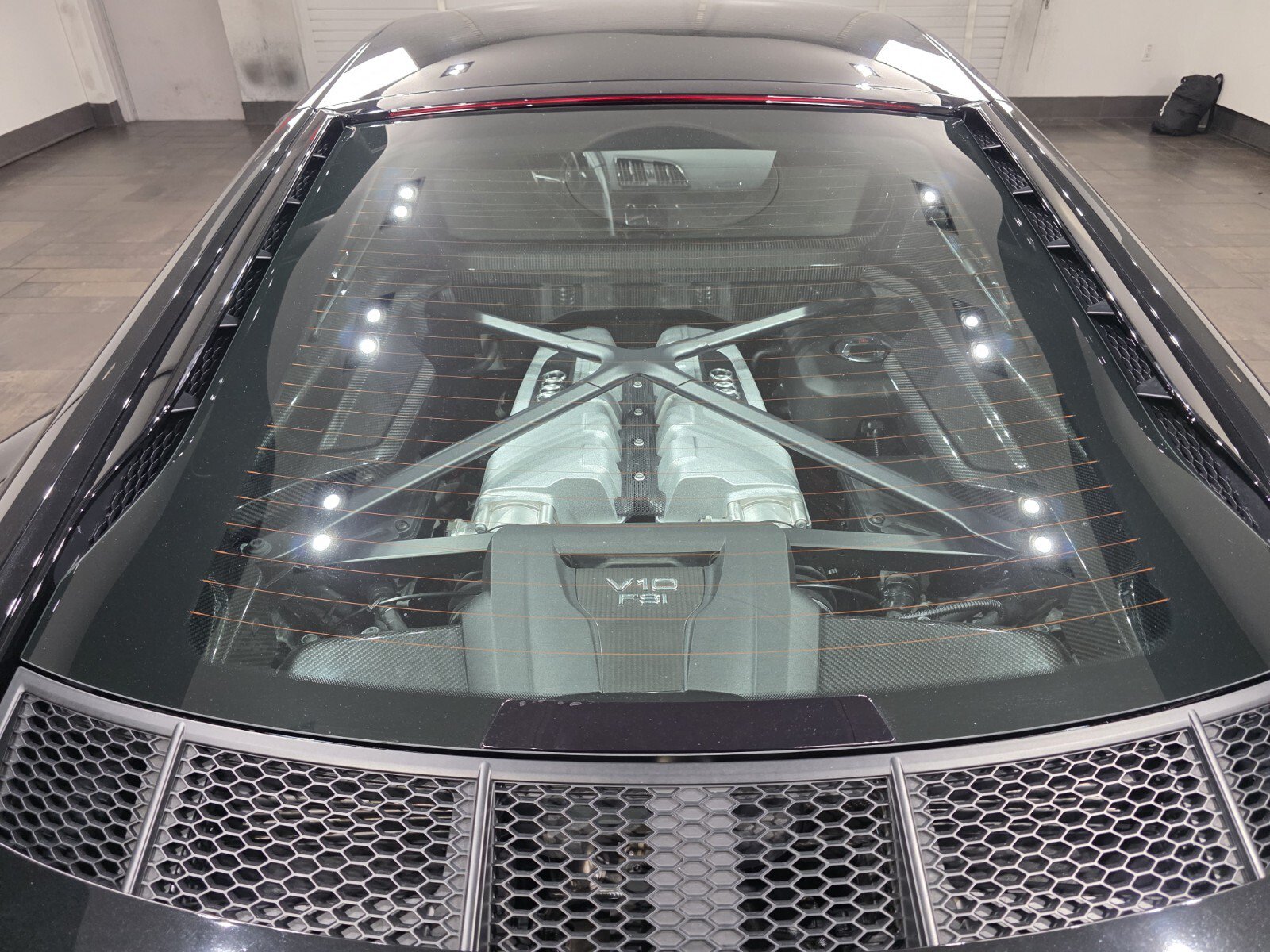 Used 2020 Audi R8 V10 w/ Carbon Exterior Package AWD/4WD image 9