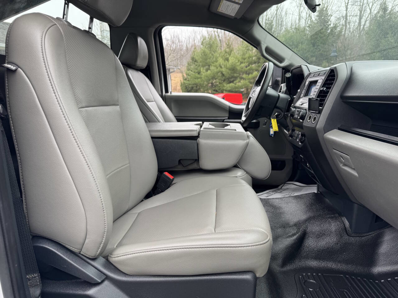 Used 2022 Ford F550 2WD Regular Cab Super Duty w/ Power Equipment Group image 14