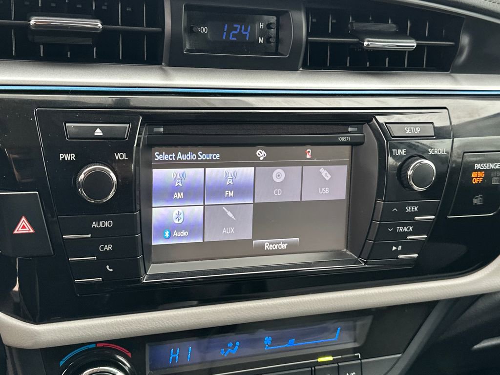 Used 2016 Toyota Corolla LE image 22