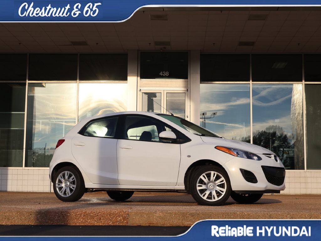 Used 2014 MAZDA MAZDA2 Sport FWD image 27