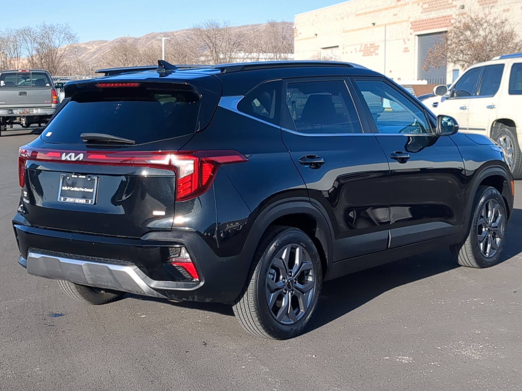 Certified 2024 Kia Seltos S image 5