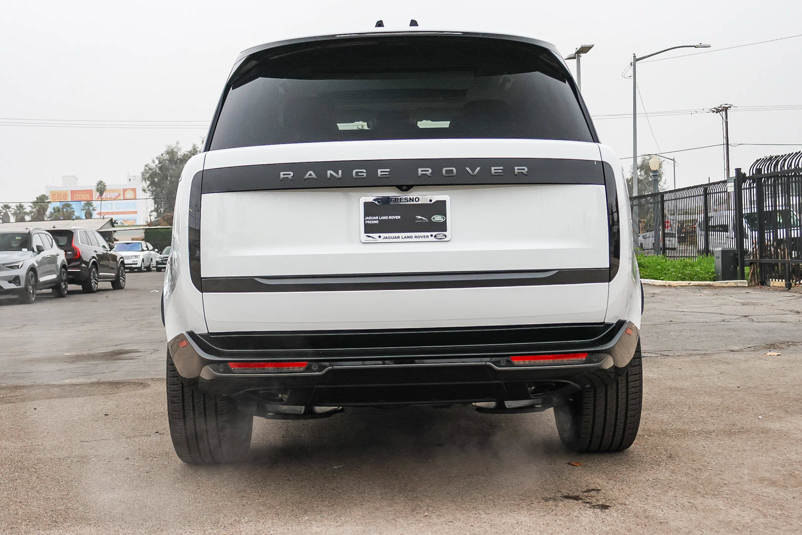 New 2025 Land Rover Range Rover SE AWD/4WD image 5