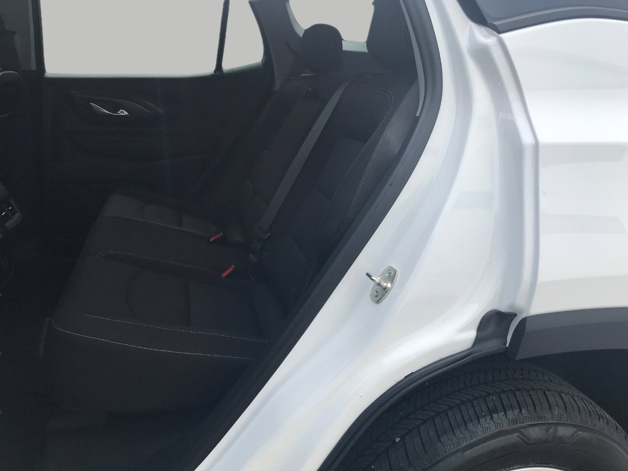 Certified 2024 GMC Terrain SLE w/ Driver Convenience Package AWD/4WD image 19