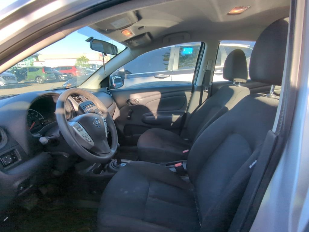 Used 2018 Nissan Versa S Plus FWD image 6