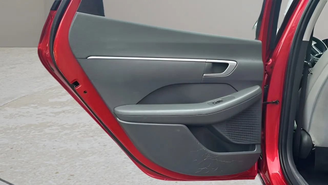 Used 2020 Hyundai Sonata SE w/ Cargo Package image 22