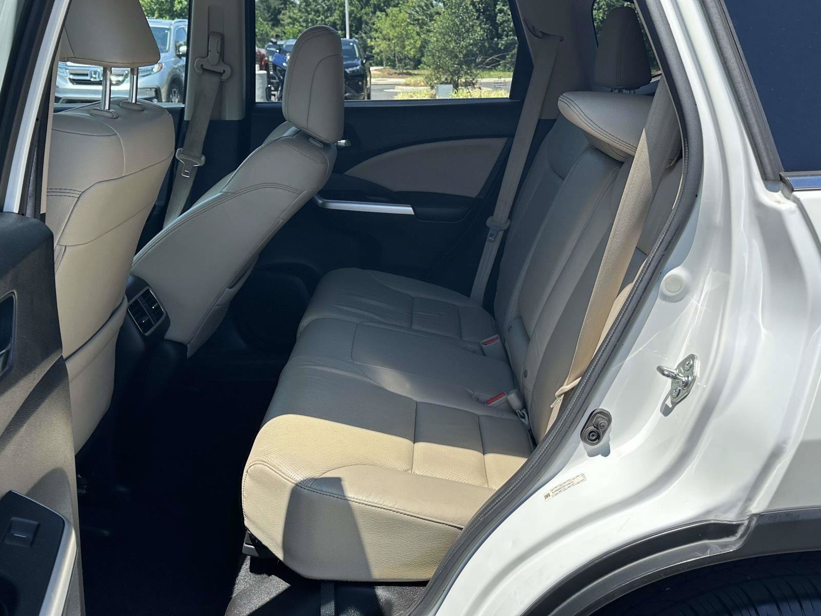 Used 2015 Honda CR-V EX-L image 9