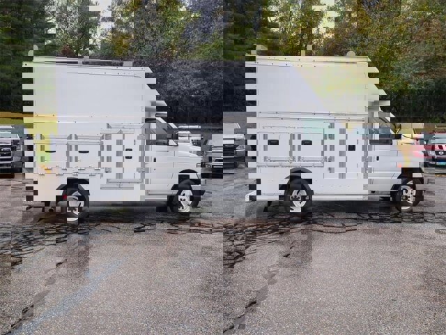 Certified 2024 Ford E-350 and Econoline 350 Super Duty w/ Power Windows & Locks Group image 2