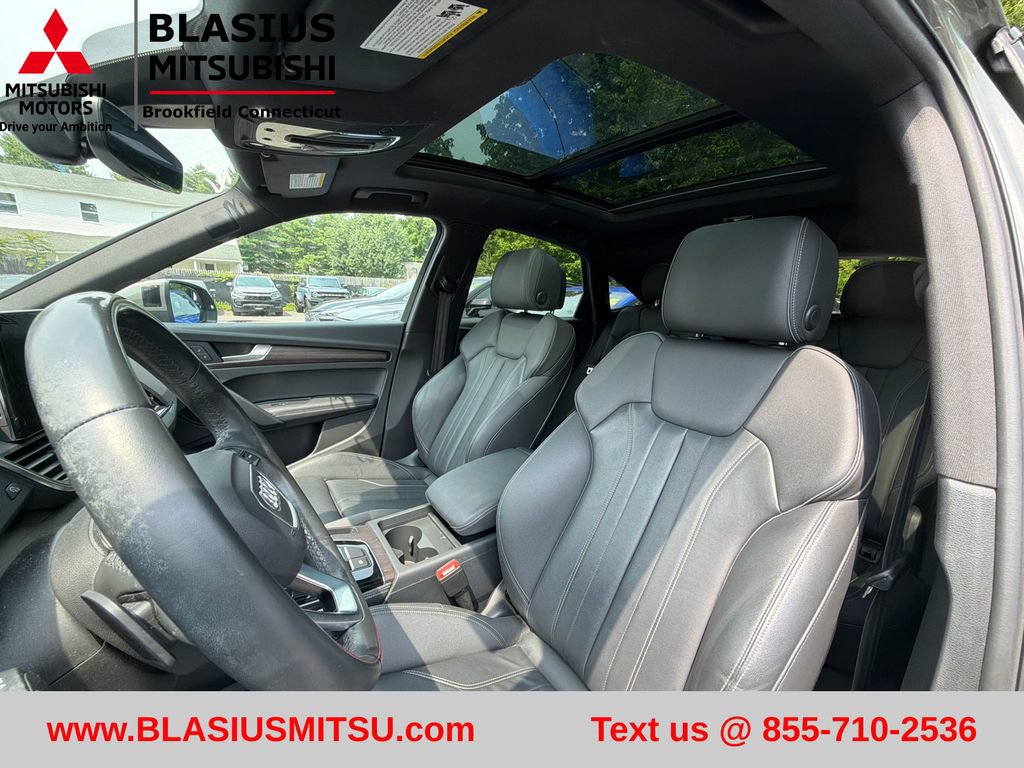 Used 2023 Audi Q5 2.0T Premium Plus w/ Premium Plus Package AWD/4WD image 12