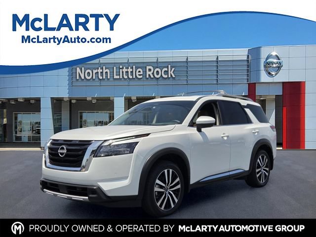 Used 2025 Nissan Pathfinder Platinum w/ Cargo Package FWD image 1