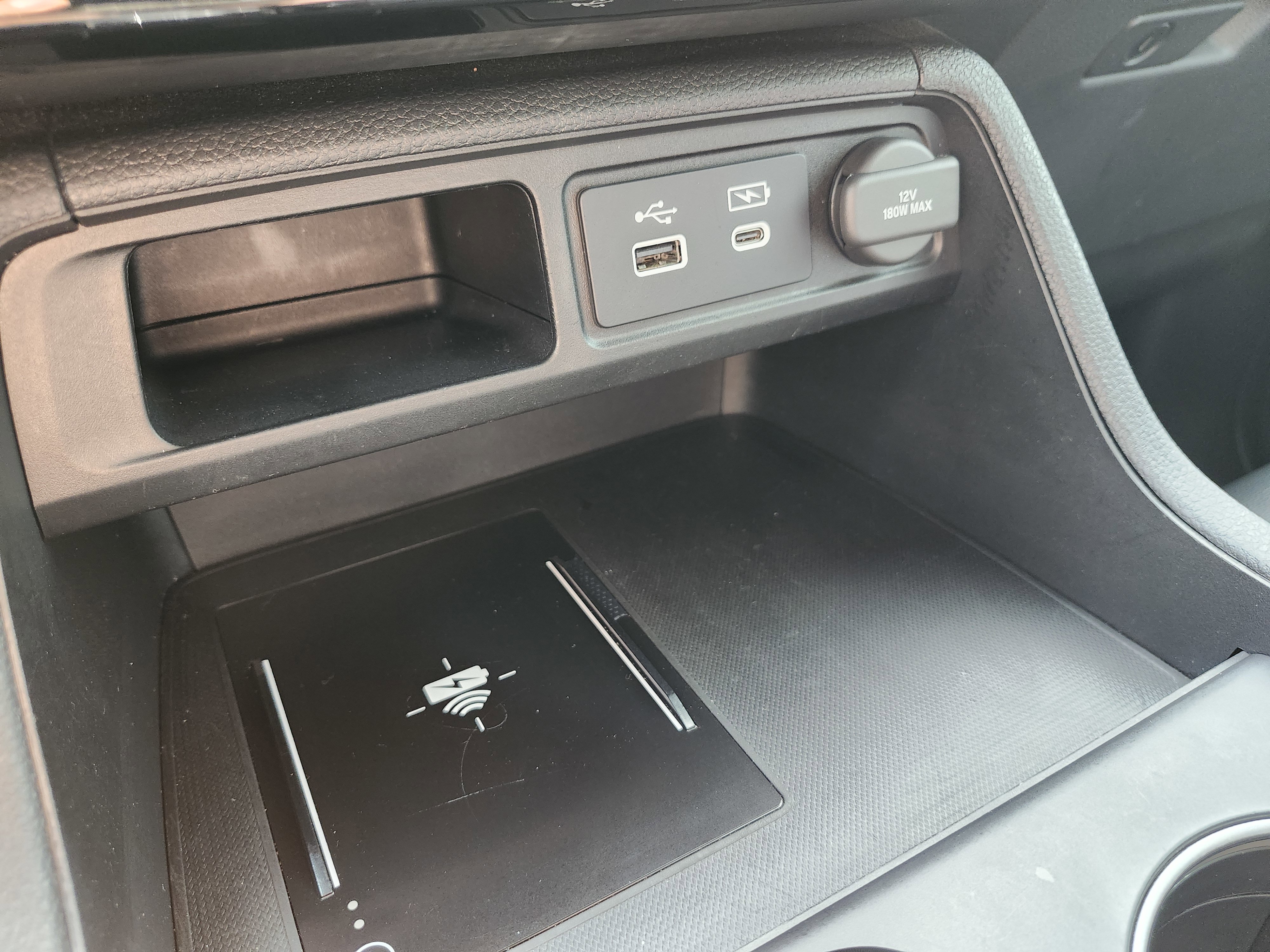 Used 2023 Honda Pilot Touring image 11