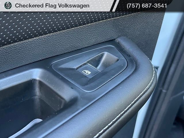 New 2026 Volkswagen Atlas Cross Sport SEL Premium R-Line image 26