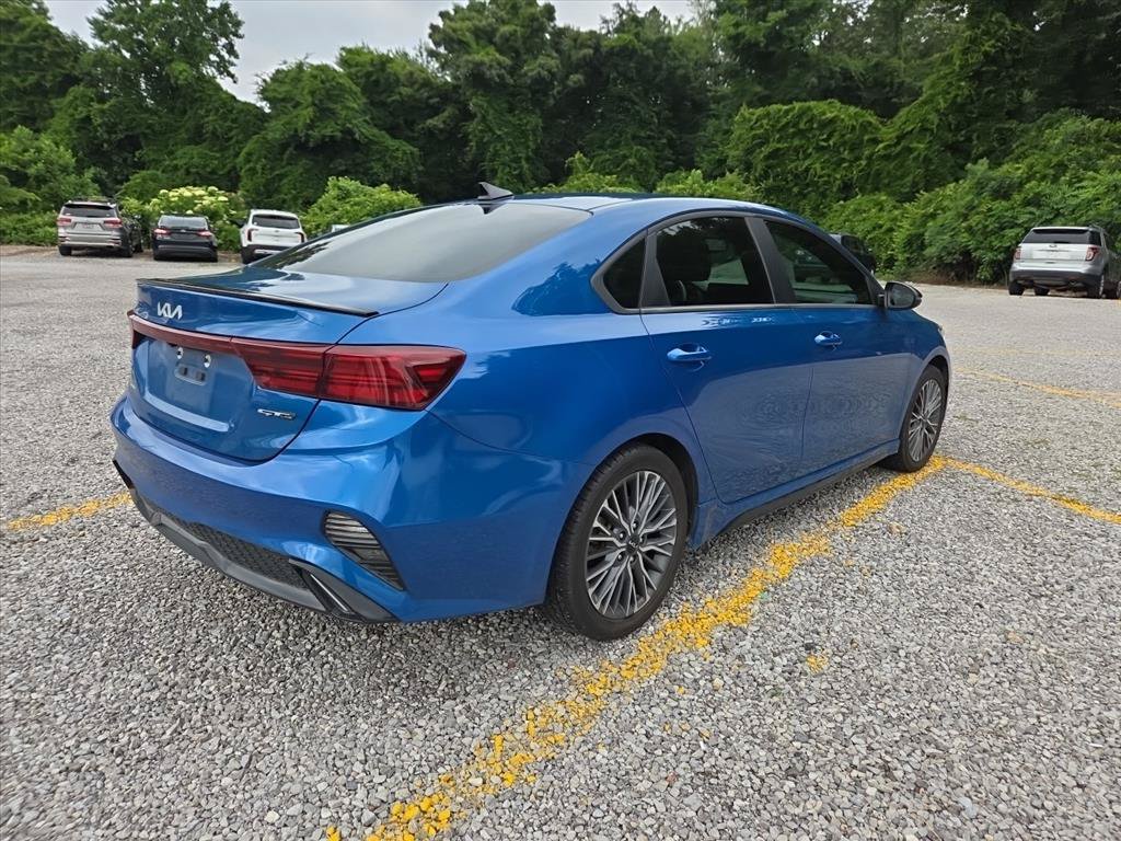 Used 2022 Kia Forte GT-Line w/ GT-Line Premium Package FWD image 5