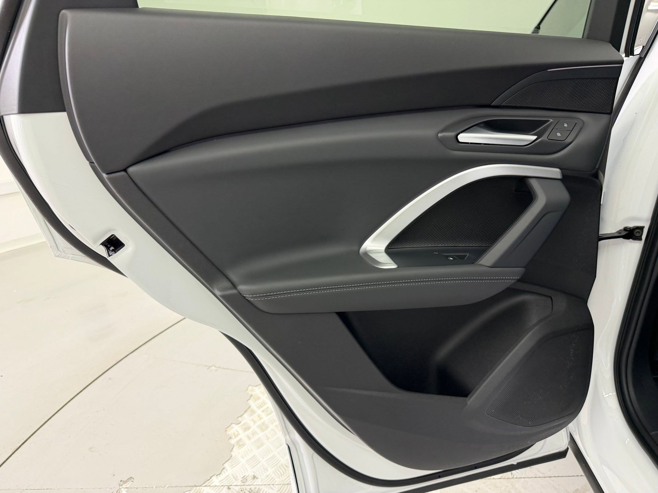 New 2026 Audi Q5 Premium image 17