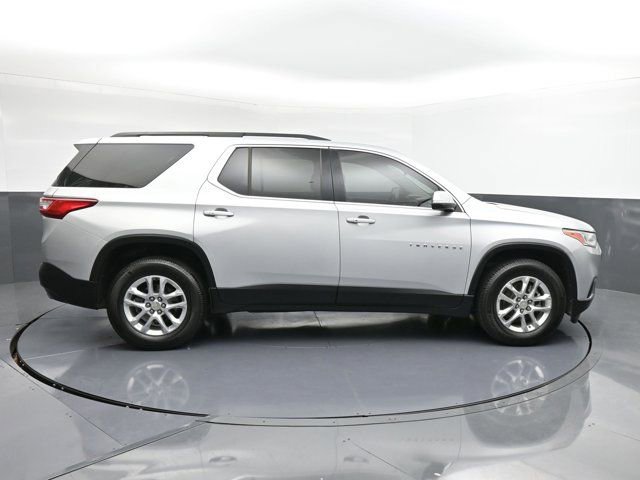 Used 2021 Chevrolet Traverse LT image 9