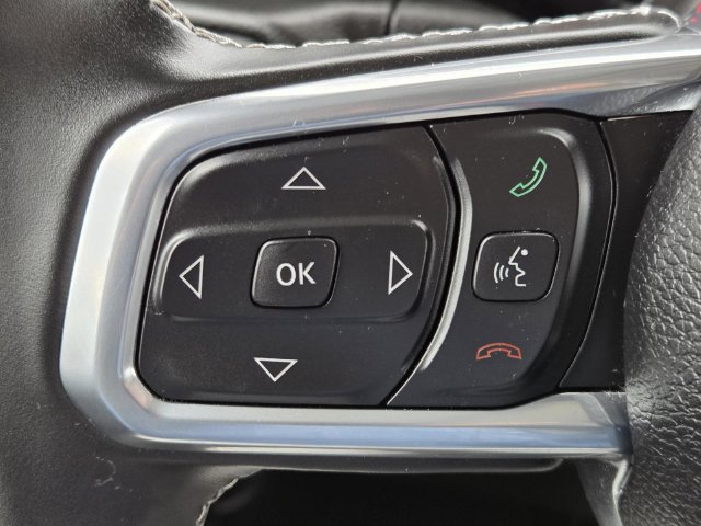 Used 2022 Jeep Gladiator Overland w/ Popular Equipment Package AWD/4WD image 18