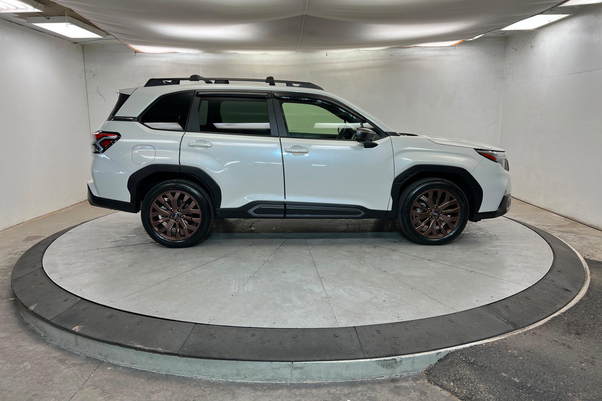 Used 2025 Subaru Forester Limited image 7