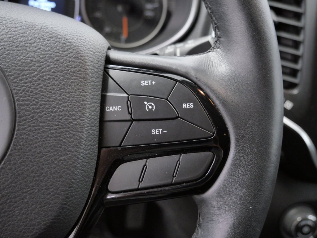 Certified 2019 Jeep Cherokee Latitude Plus AWD/4WD image 22