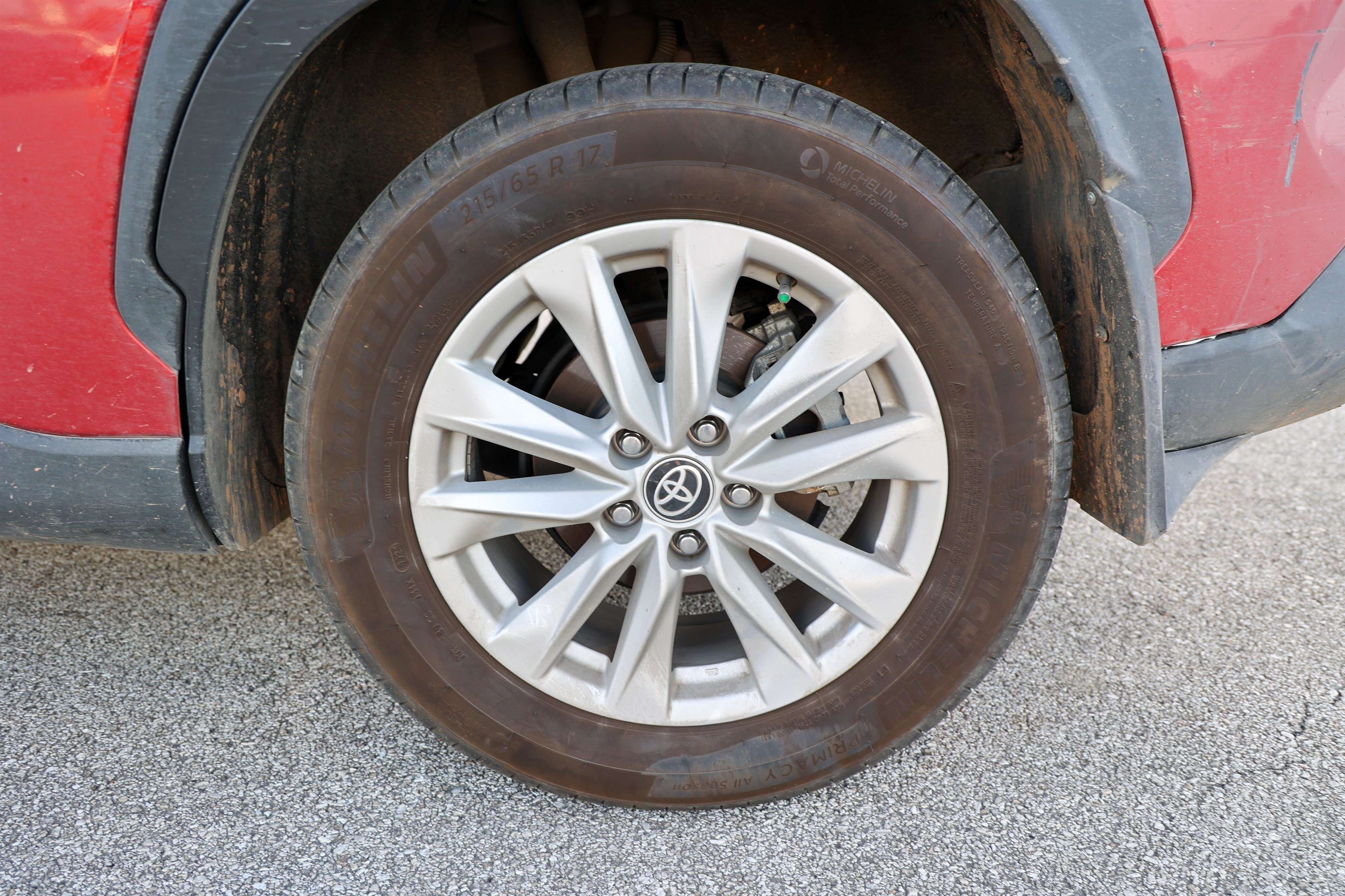 Used 2023 Toyota Corolla Cross LE FWD image 13