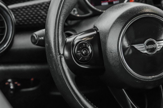 Used 2017 MINI Cooper S image 14
