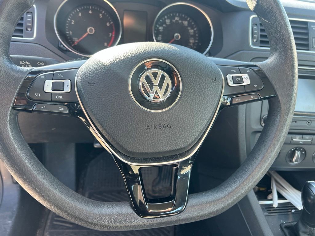 Used 2017 Volkswagen Jetta S FWD image 19