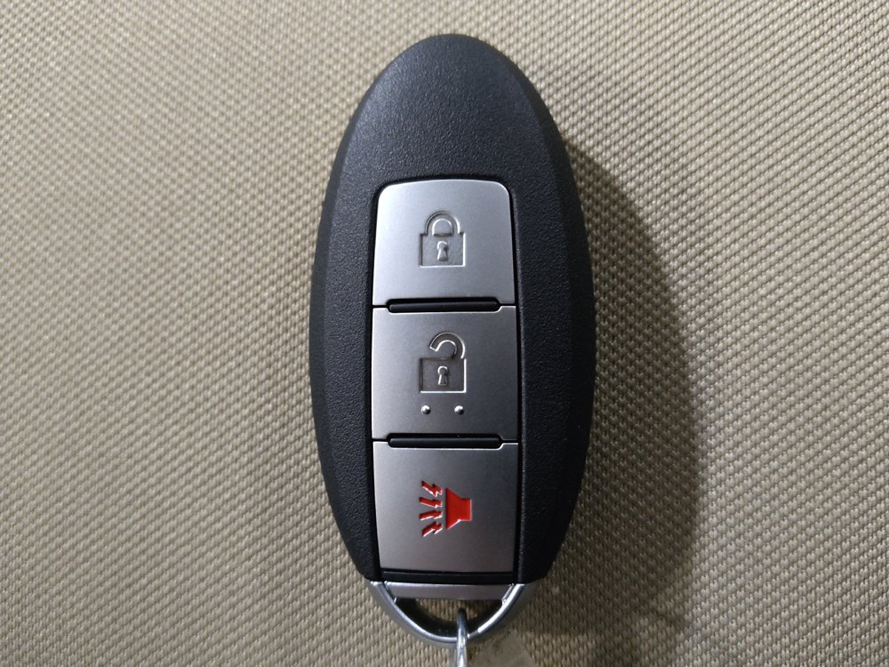 Used 2017 Nissan Pathfinder S FWD image 32