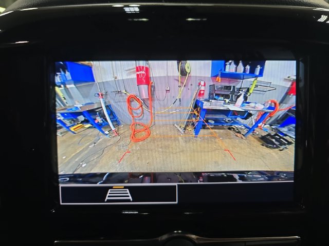 Used 2023 Chevrolet Traverse LT w/ LPO, Floor Liner Package FWD image 26