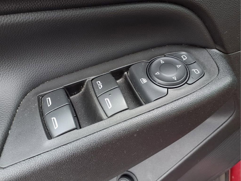 Used 2020 Chevrolet Equinox LT image 16