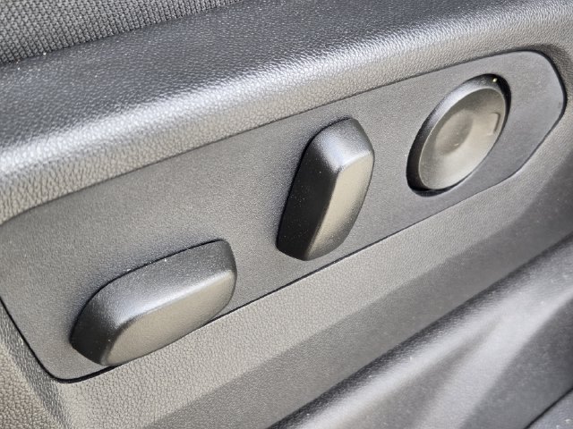 Used 2026 Chevrolet Silverado 1500 RST w/ RST Select Package RWD image 32