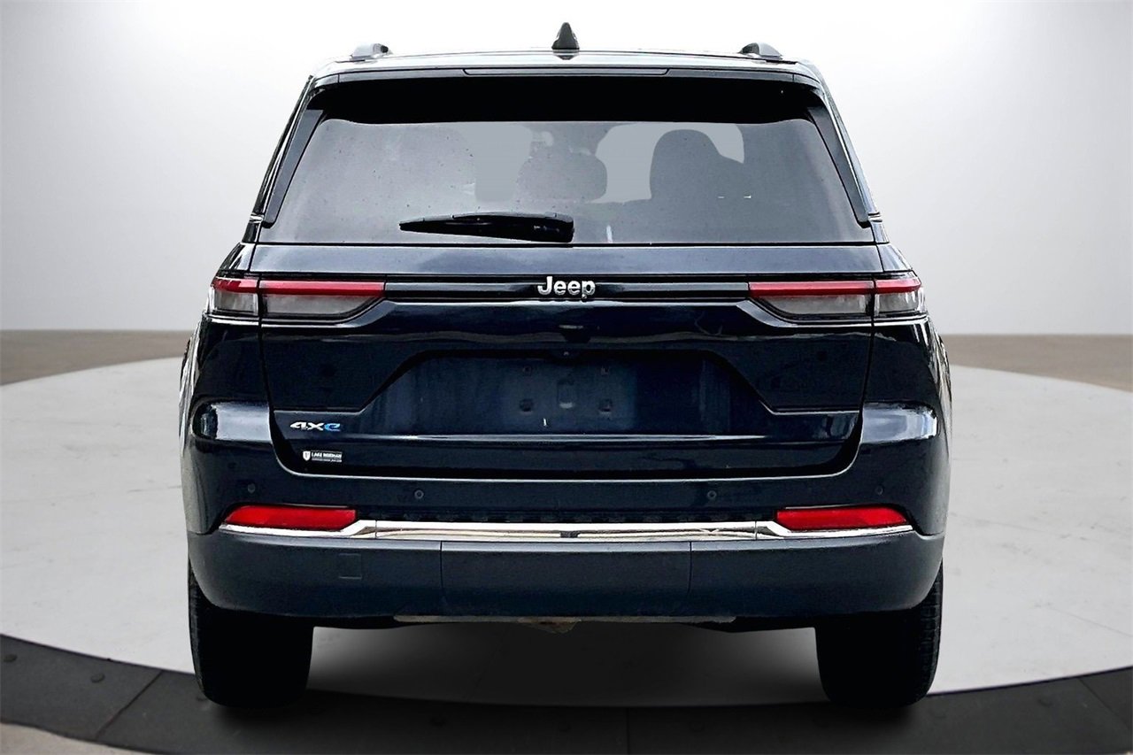 Used 2024 Jeep Grand Cherokee Limited 4xe image 8