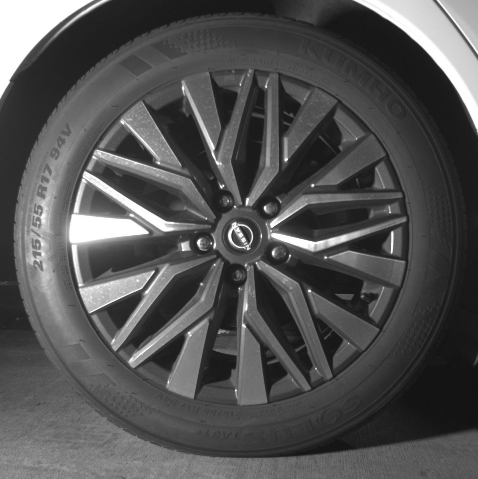 Used 2025 Nissan Altima 2.5 SV FWD image 18