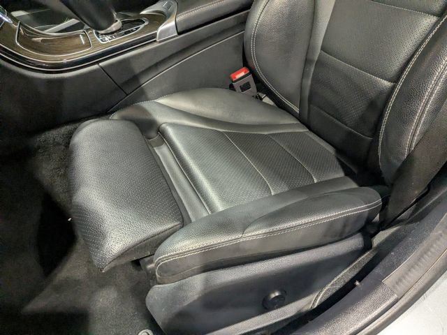 Used 2017 Mercedes-Benz C 300 4MATIC Sedan image 23