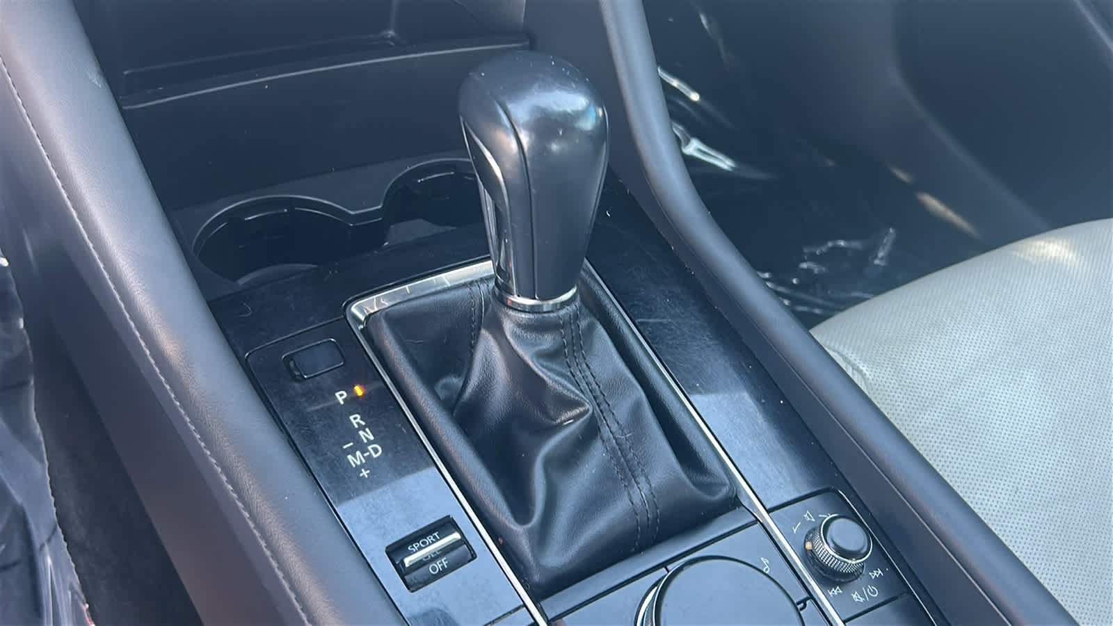 Used 2019 MAZDA MAZDA3 AWD Sedan w/ Premium Package image 13