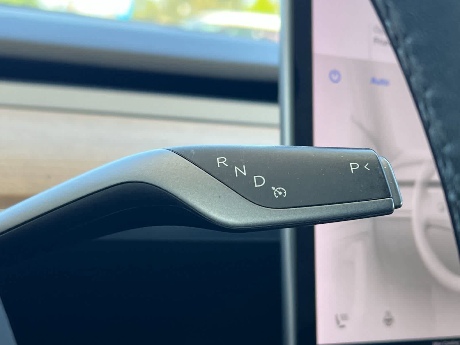 Used 2021 Tesla Model Y Long Range image 22
