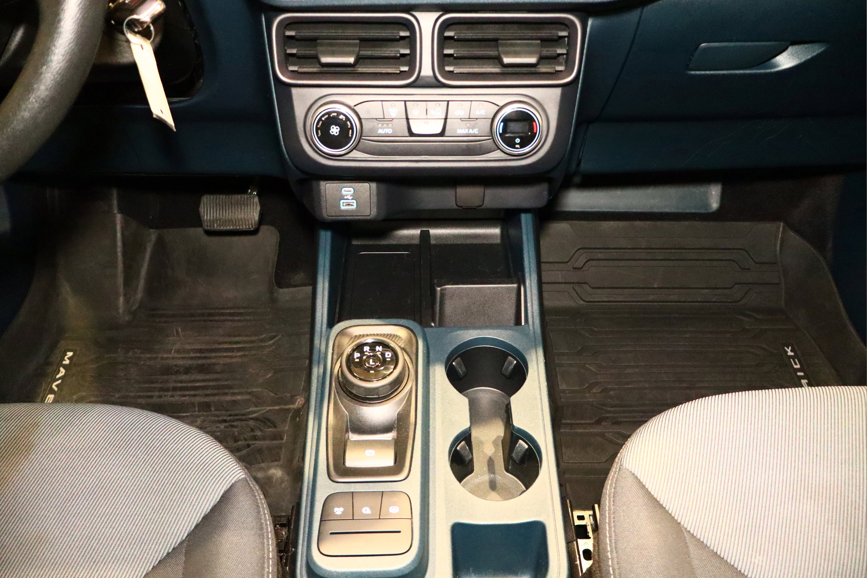 Used 2022 Ford Maverick XL image 21