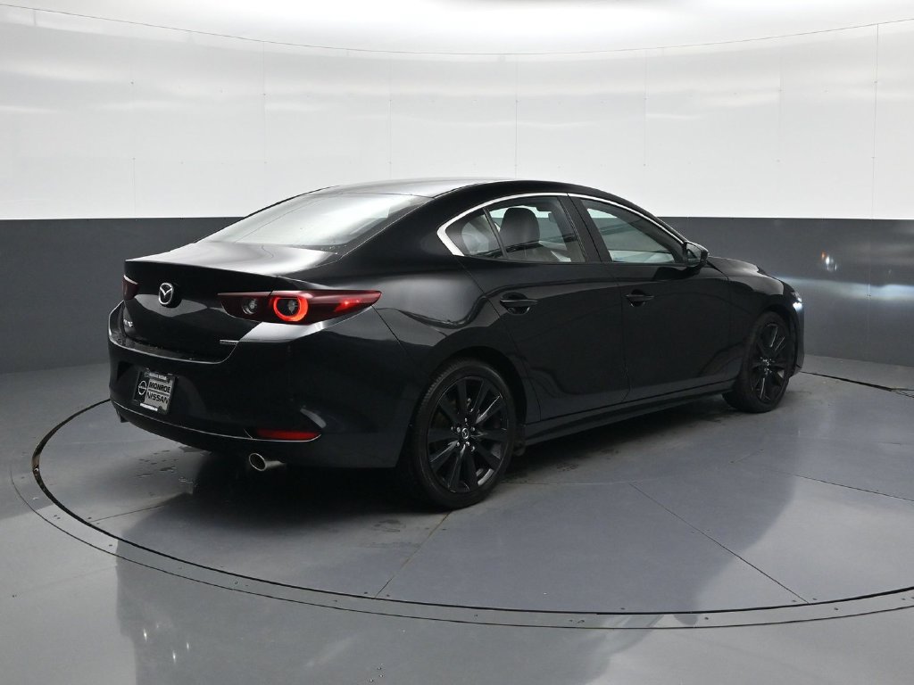 Used 2024 MAZDA MAZDA3 s FWD image 10
