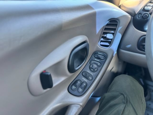 Used 2003 Chevrolet Corvette Convertible w/ Preferred Equipment Group1 RWD image 22
