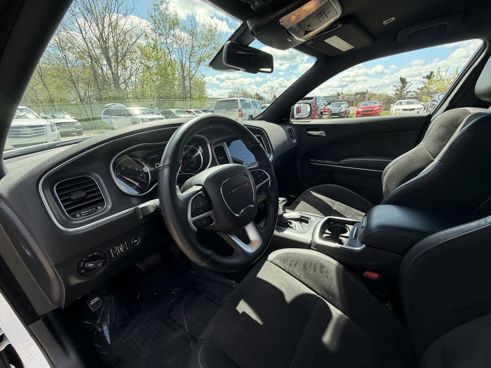 Used 2018 Dodge Charger GT AWD/4WD image 16