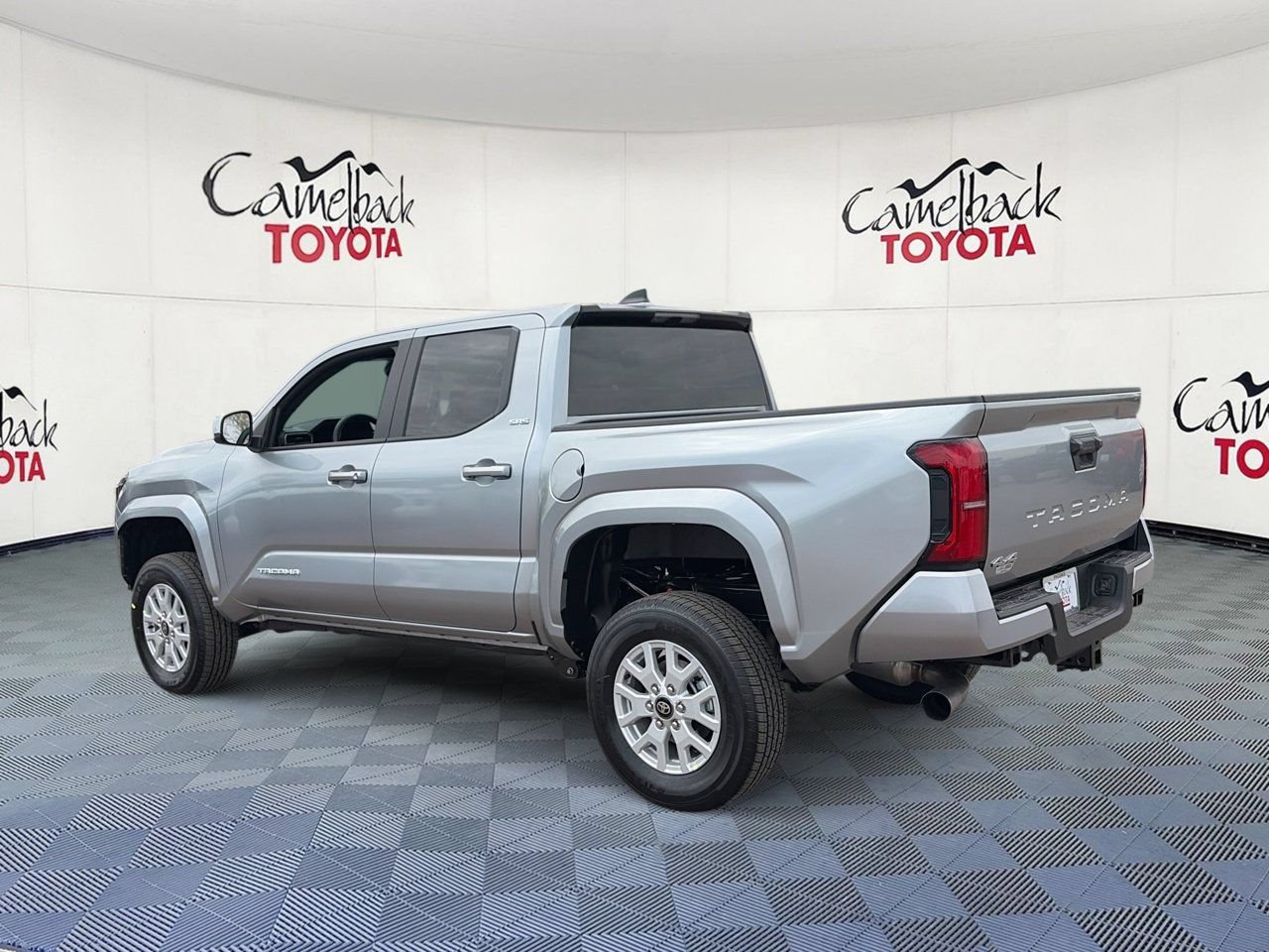 New 2026 Toyota Tacoma SR5 AWD/4WD image 5