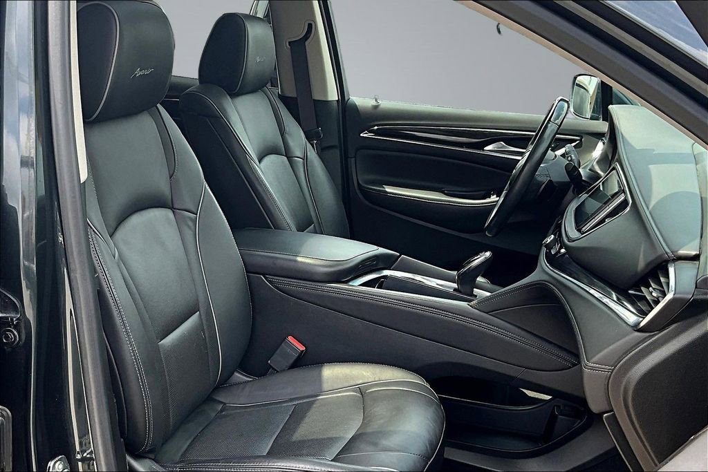 Used 2020 Buick Enclave Avenir w/ Avenir Technology Package AWD/4WD image 30