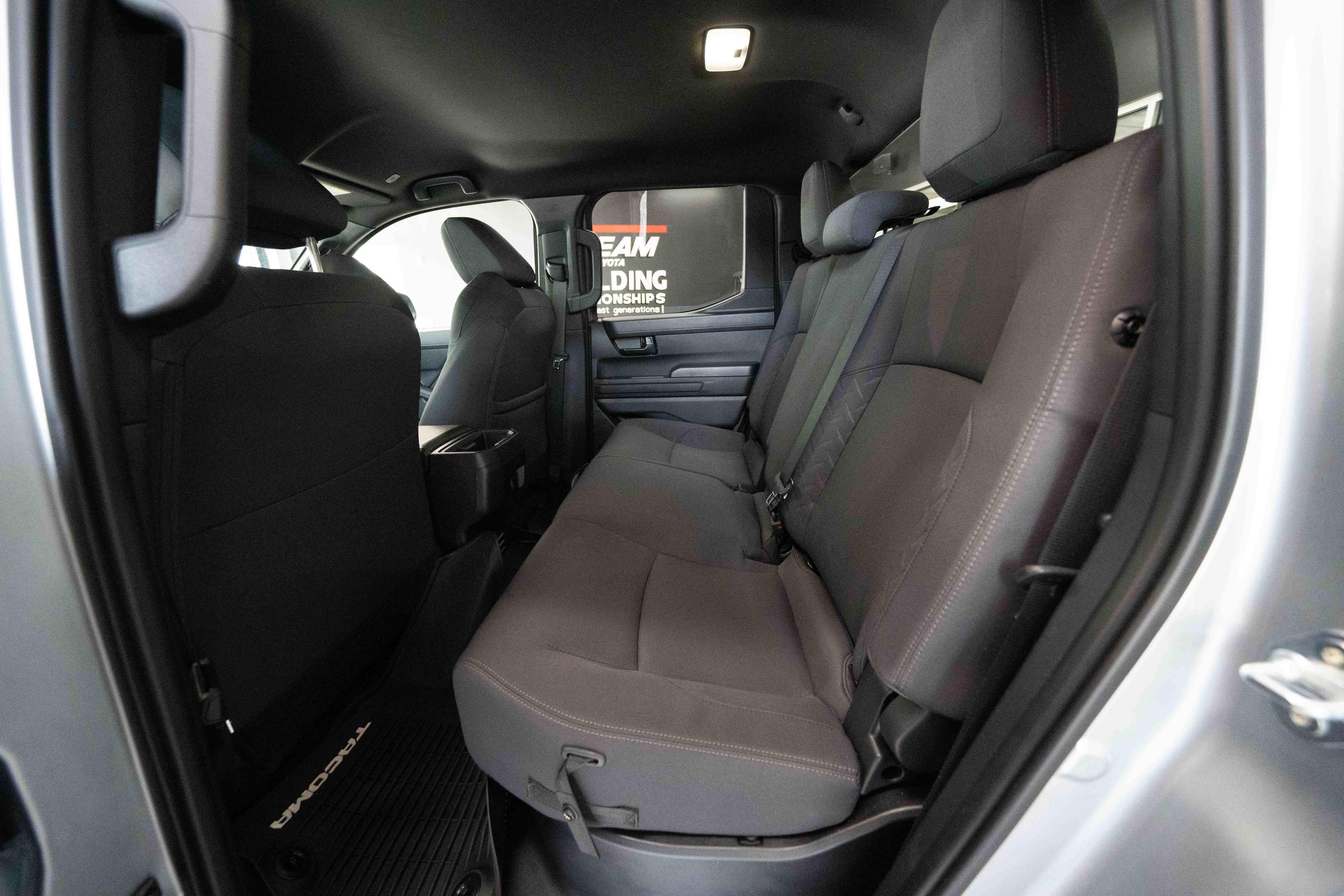 Used 2025 Toyota Tacoma SR w/ SR Upgrade Package AWD/4WD image 23