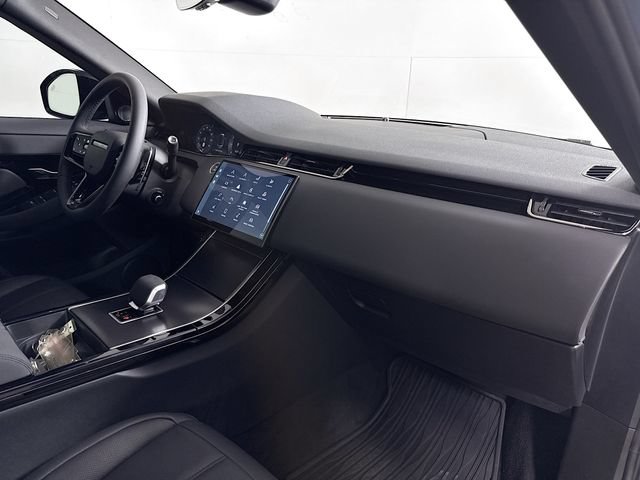 Certified 2026 Land Rover Range Rover Evoque Dynamic SE AWD/4WD image 31