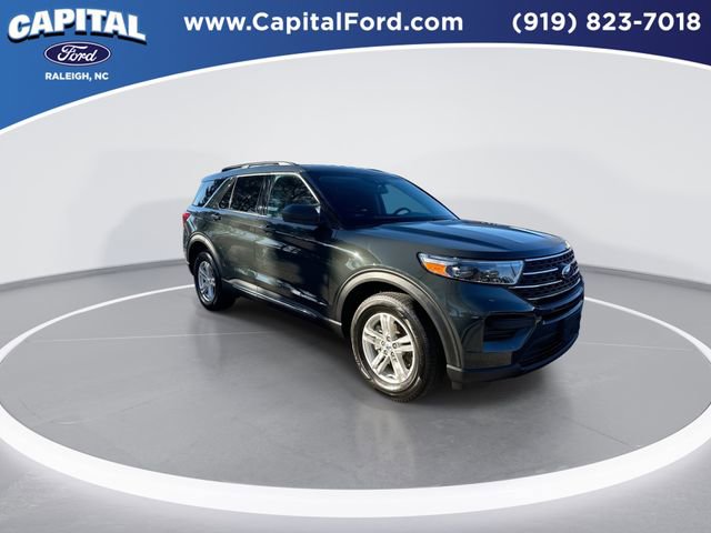Used 2023 Ford Explorer XLT image 2